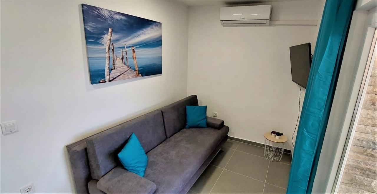 Vip Deluxe Apartment Arian Novalja Exterior photo