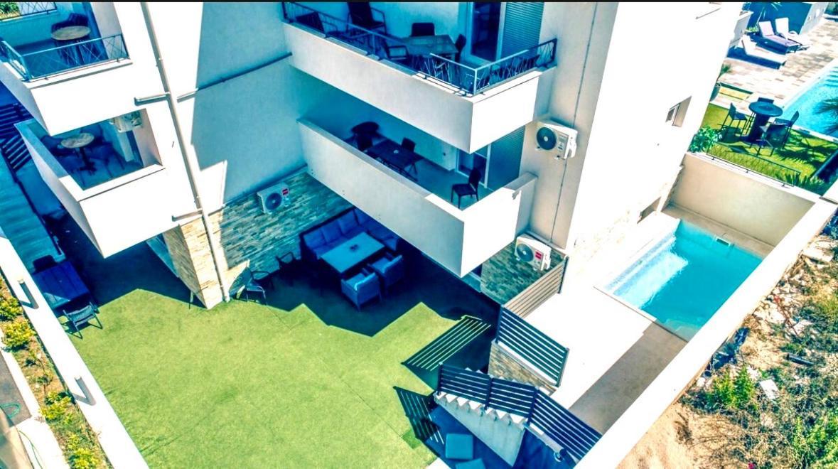 Vip Deluxe Apartment Arian Novalja Exterior photo
